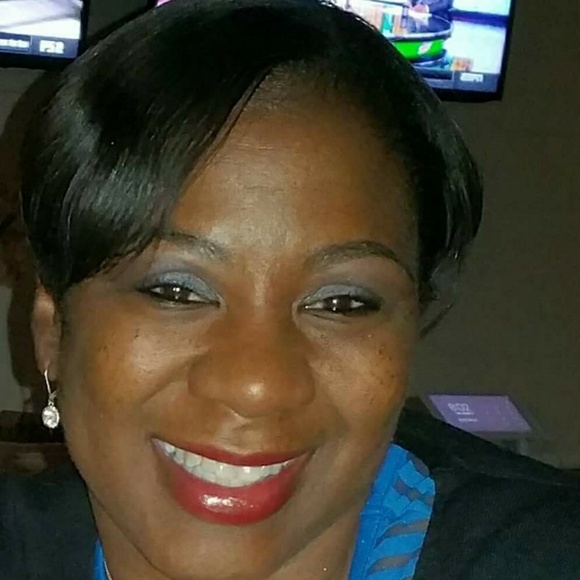 Meet your Posher, Robin - Picture 1 of 1